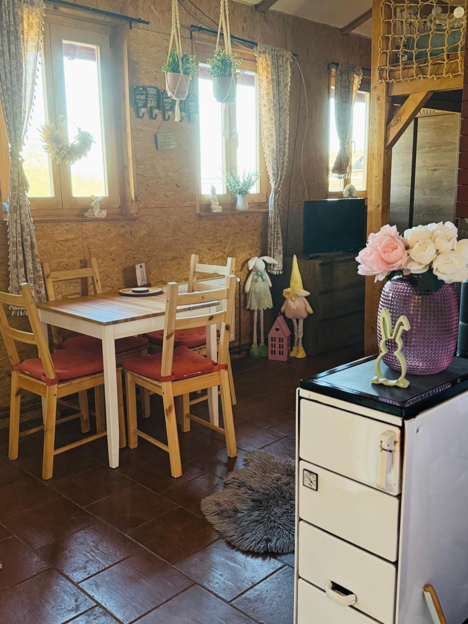 Apartman Na Ranci Pod Lovosem Velemin Exterior photo